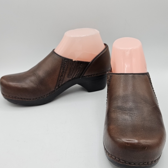Dansko Sienna antique brown a 2" heel size 37 US 6.5/7 - Picture 3 of 16